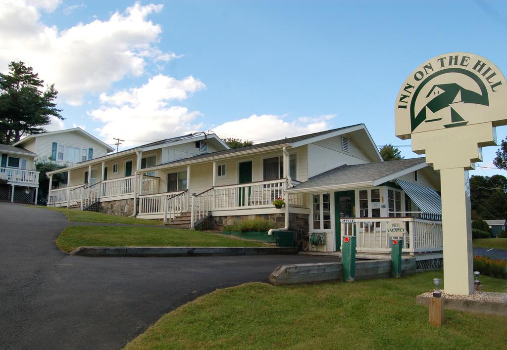 Inn On The Hill Lake George Luaran gambar