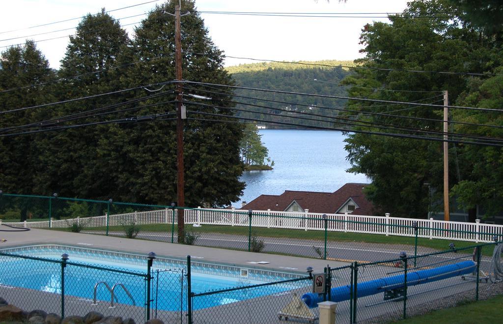 Inn On The Hill Lake George Luaran gambar
