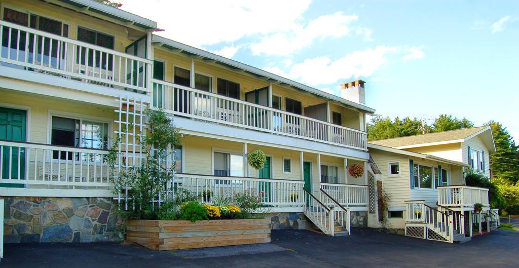 Inn On The Hill Lake George Luaran gambar