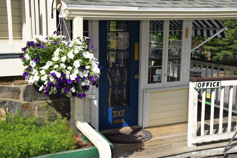 Inn On The Hill Lake George Luaran gambar