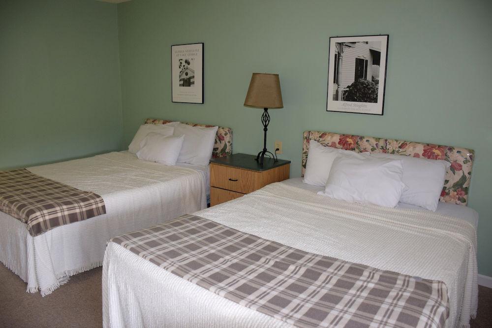 Inn On The Hill Lake George Luaran gambar