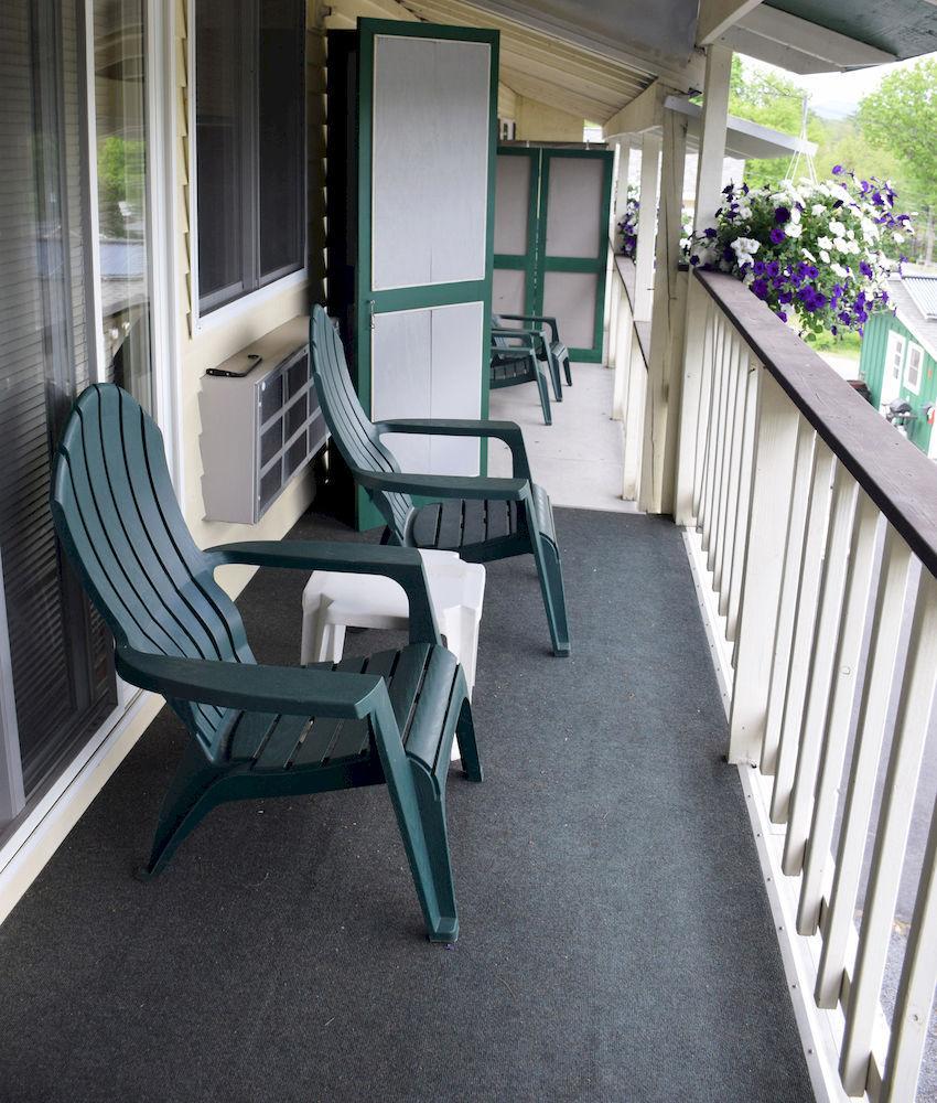 Inn On The Hill Lake George Luaran gambar