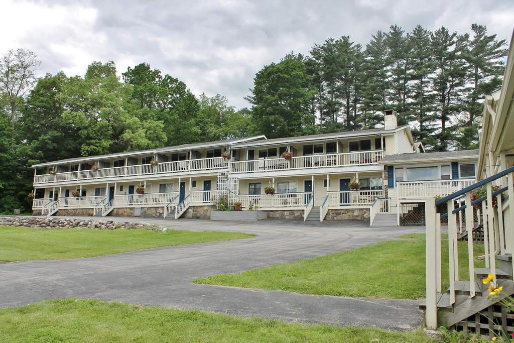 Inn On The Hill Lake George Luaran gambar